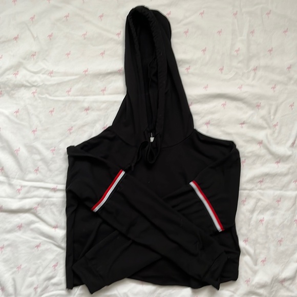 Black Cropped Hoodie - Picture 1 of 3
